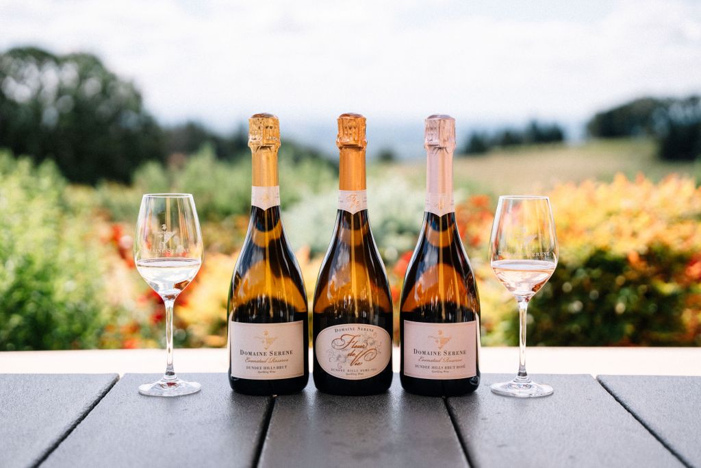 Dundee Hills Home - Dundee Hills Winegrowers Association